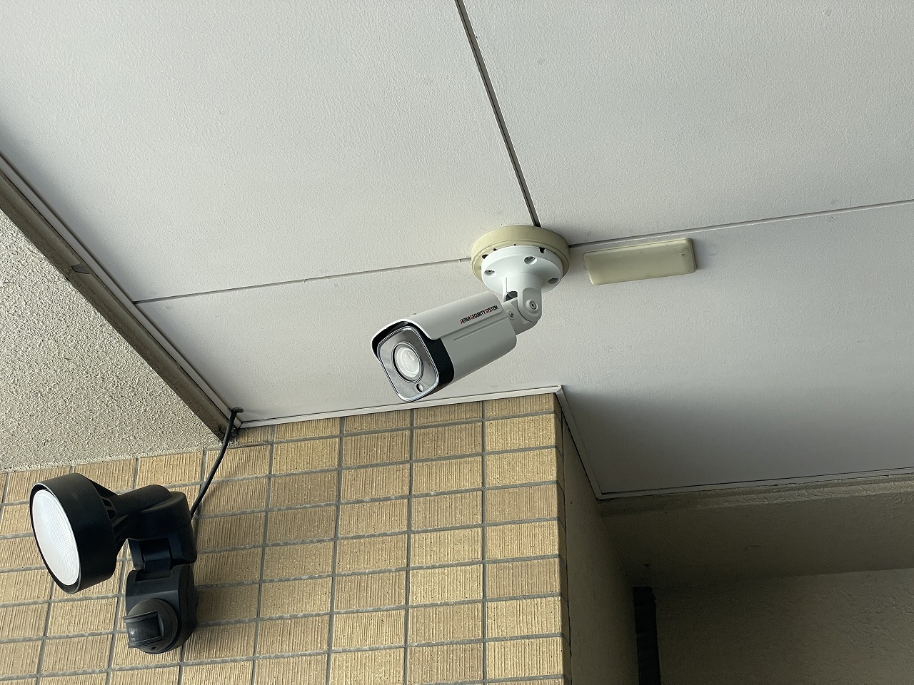 某マンション　カメラ工事