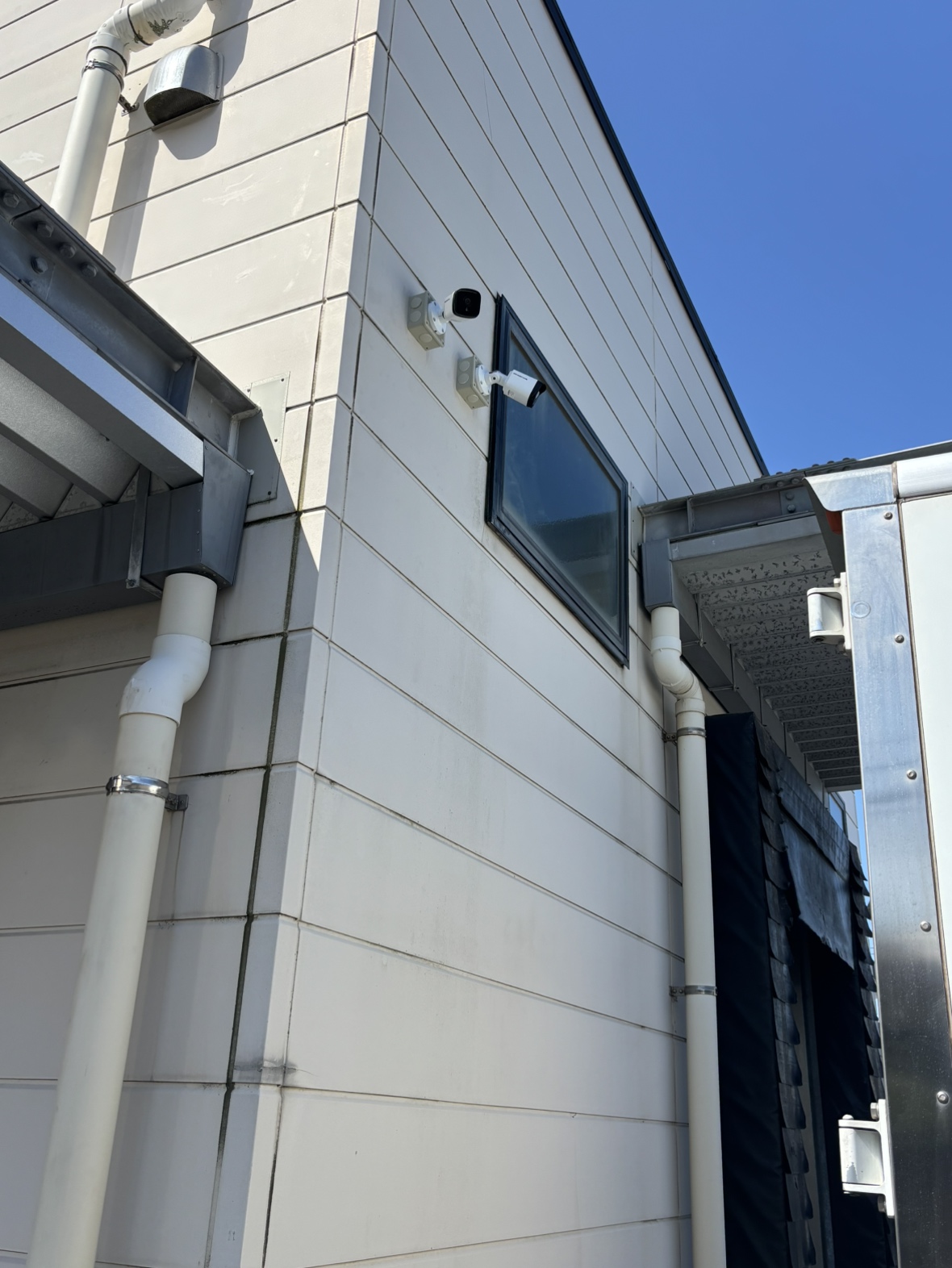 某食品株式会社様（八幡西区）IPカメラ導入工事