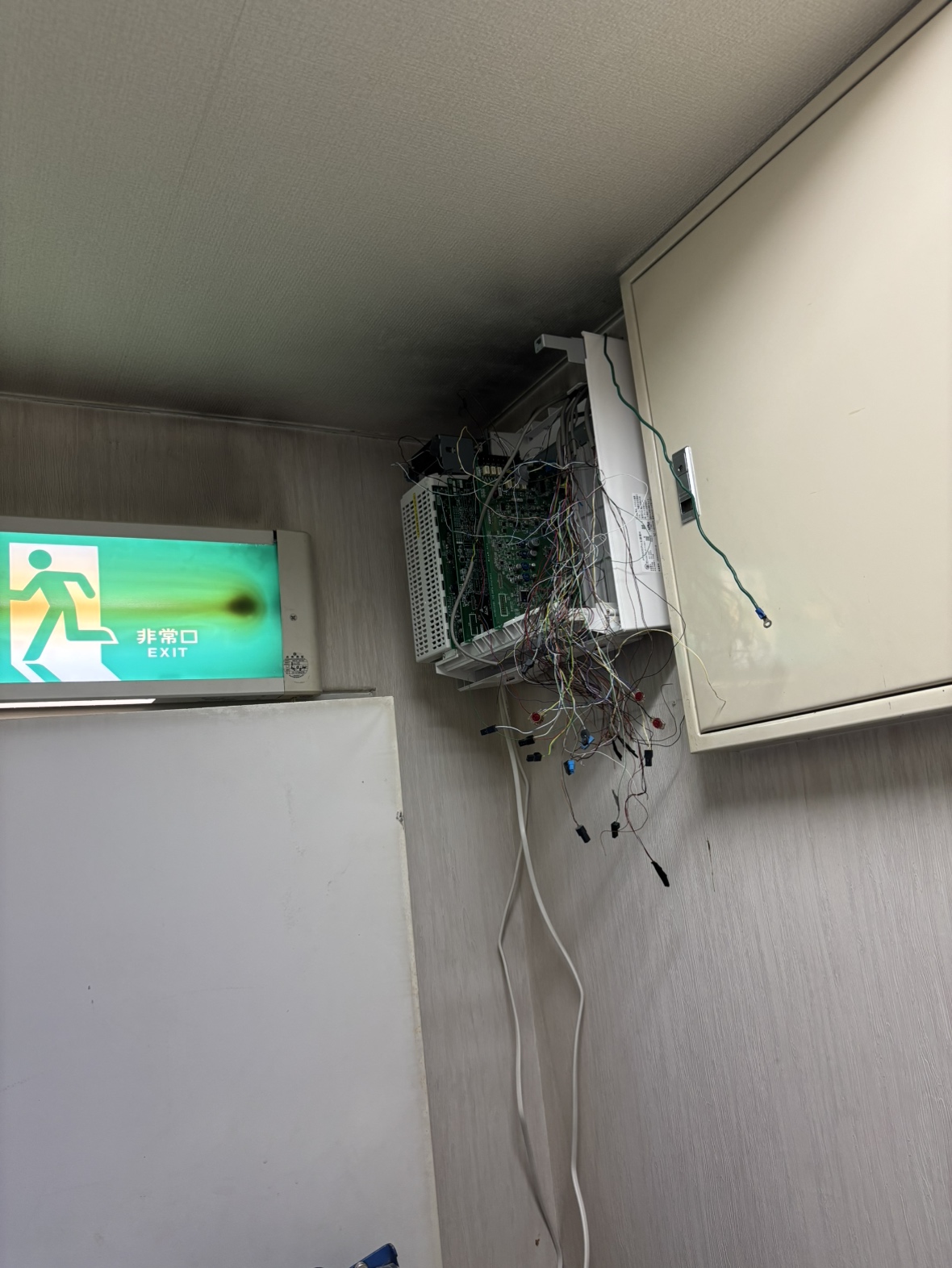 某クリニック様 （北九州市小倉南区）ビジネスホン入替