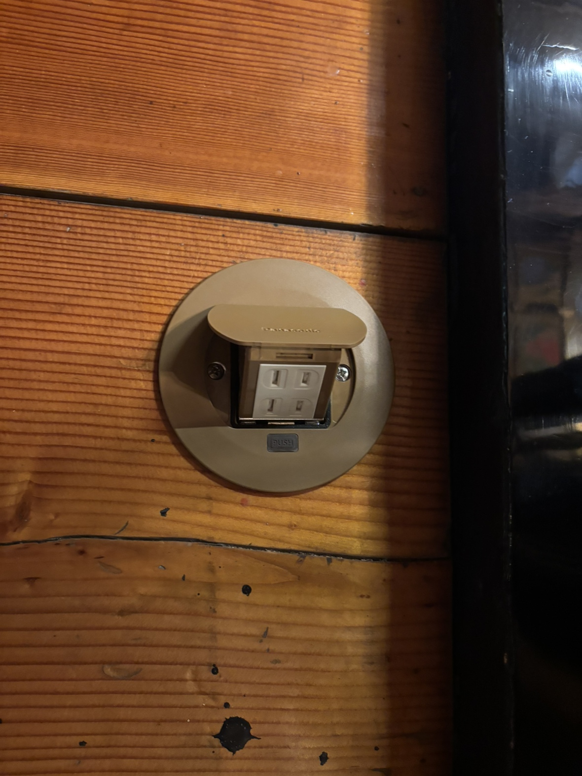 専廣寺様　（築上郡）照明・電源及びコンセント増設工事