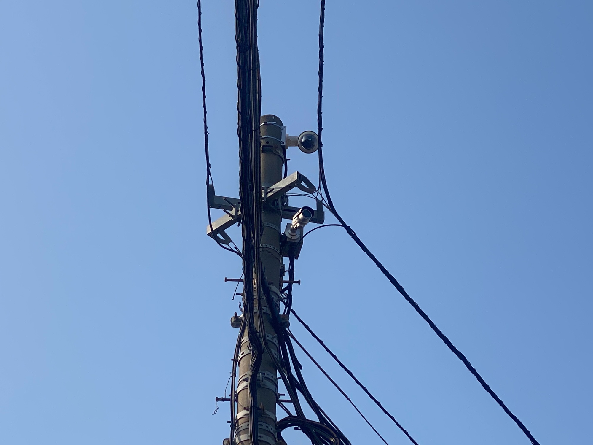 小倉北区西港町 某工場様 監視カメラの取替及び、ズームカメラ増設工事