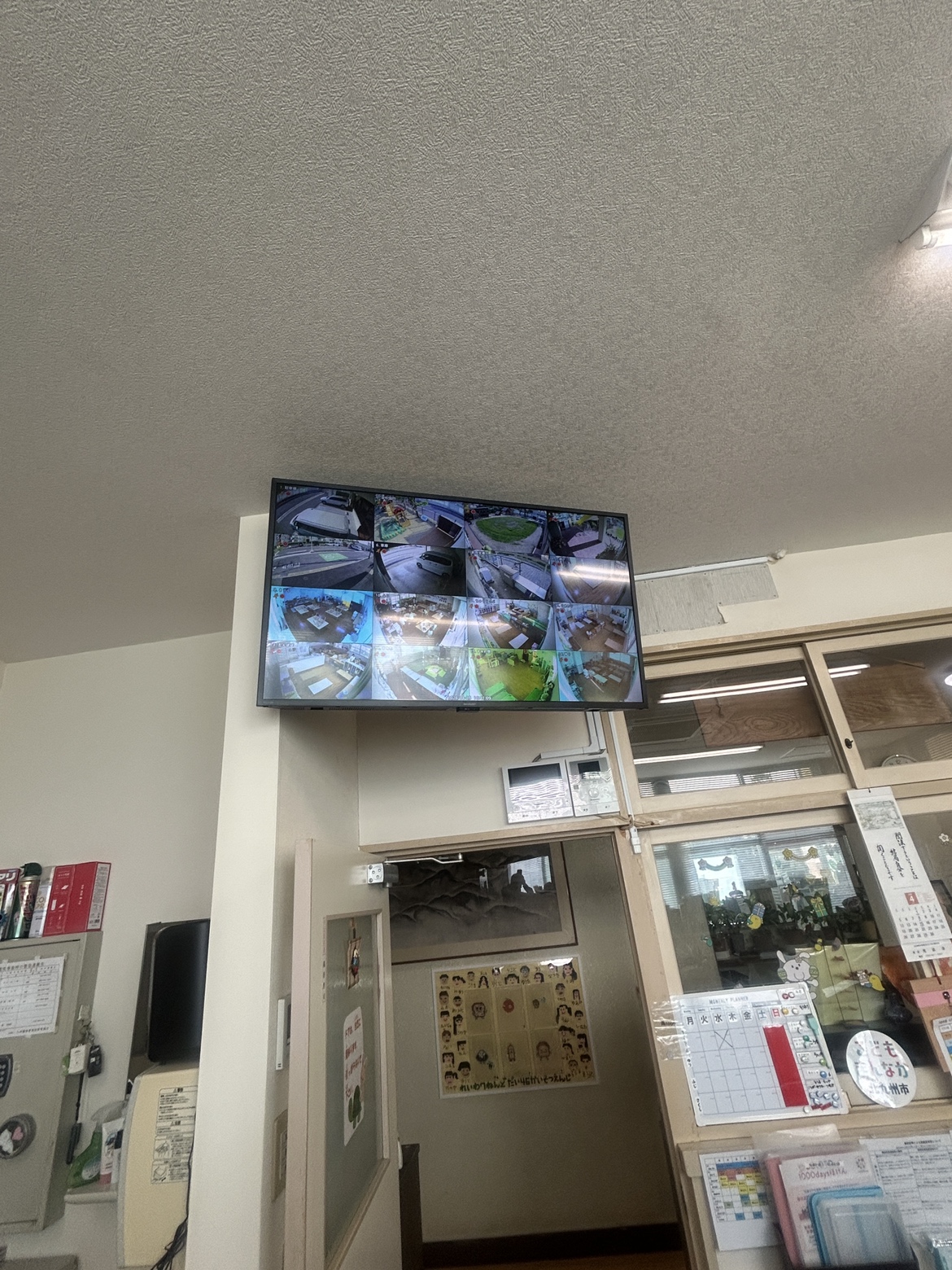 八幡西区 某保育園様　防犯カメラ工事